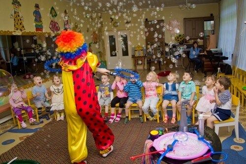 Организация и проведение праздников в детском саду